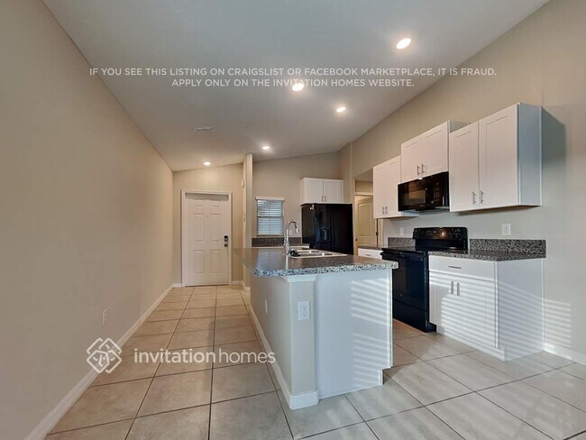 Foto del edificio - 7115 King Crk Dr