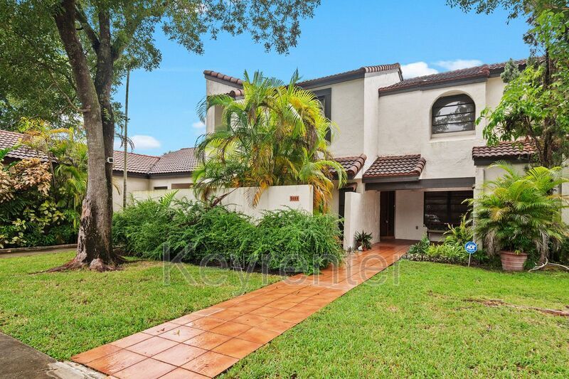 Foto principal - 9111 SW 123 Ave Ct