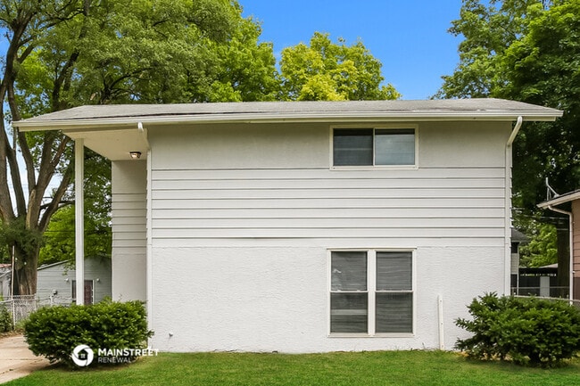 Building Photo - 116 Evergreen Terrace