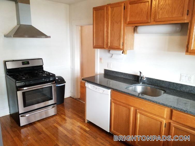 Foto principal - 25 Colborne Rd