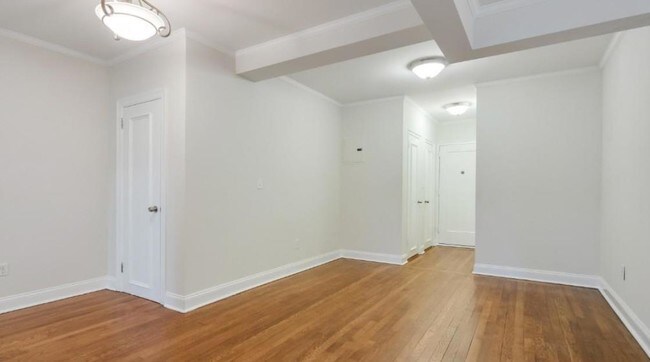 Building Photo - 34 West 65th Street