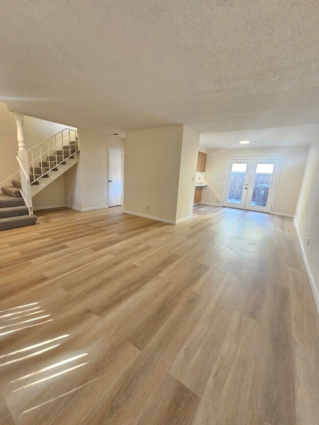 Foto del edificio - 68 Fountainhead Ct