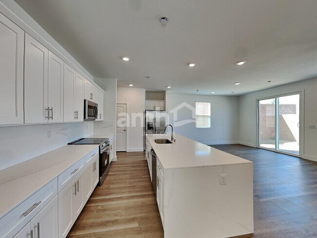 Foto del edificio - 9248 River Owl Ct