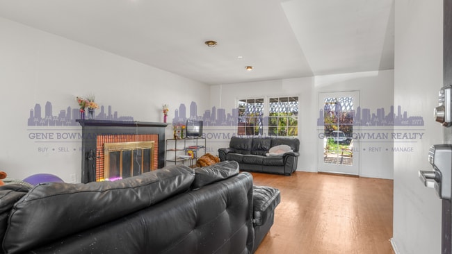 Building Photo - 5522 Dorothy Dr