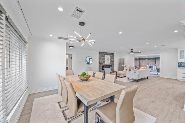 Building Photo - 9022 Quebec Dr