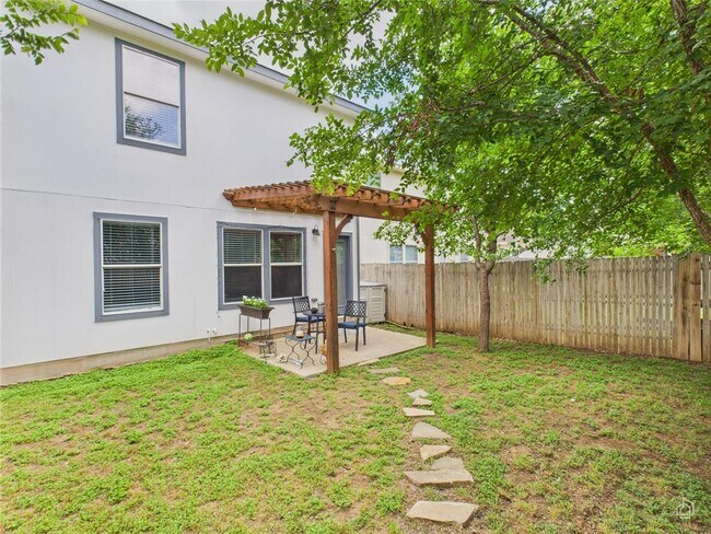 Foto del edificio - 266 Jack Rabbit Ln