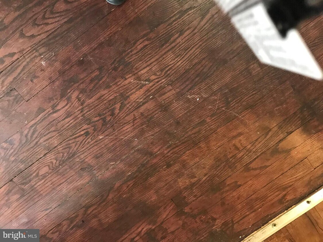 302 Old Riverside Rd, Brooklyn Park, MD 21225 Townhome Rentals in Brooklyn Park MD