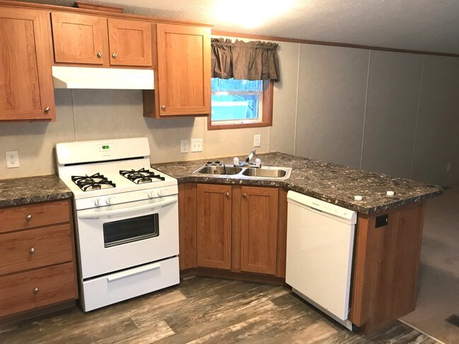 Building Photo - 2469 NY-444