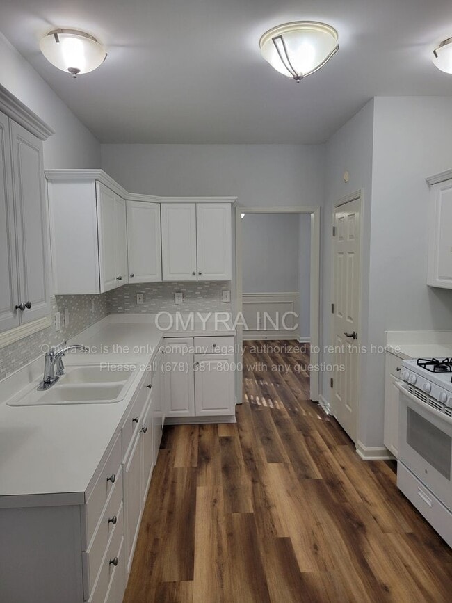 Photo - Gorgeous Newly Renovated 3 Bedroom House i...