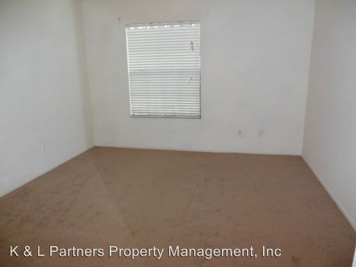Foto del edificio - 10373 Azuaga St