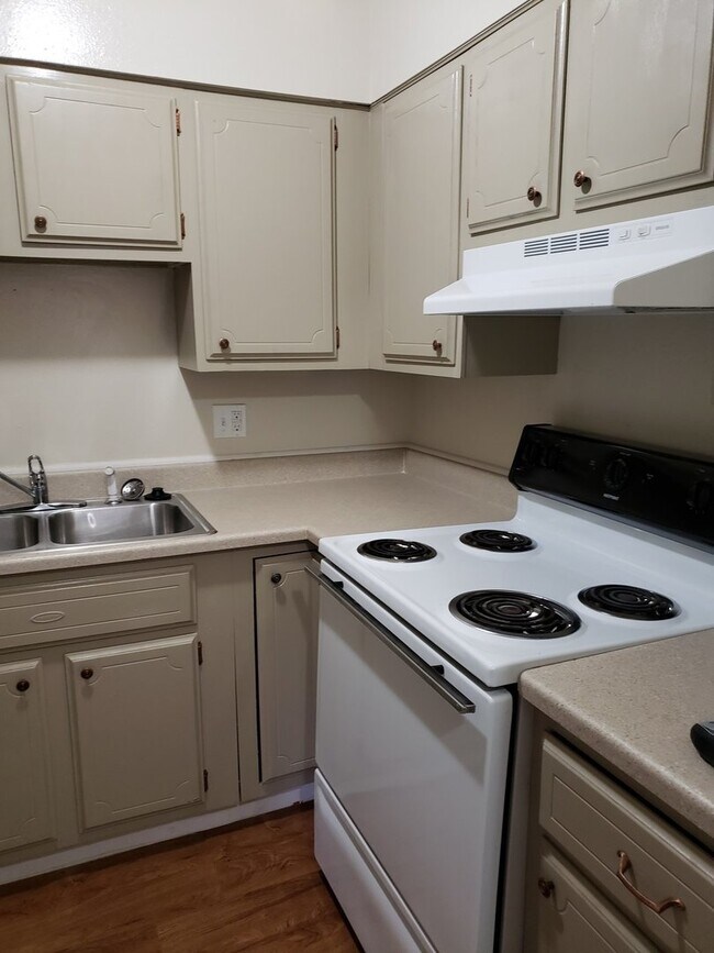 Foto del edificio - 3022-3024 W Bijou Street