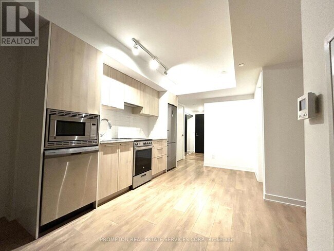 Building Photo - 18 Maitland Terrace