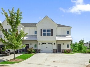 Building Photo - 1428 Gatewood Pl