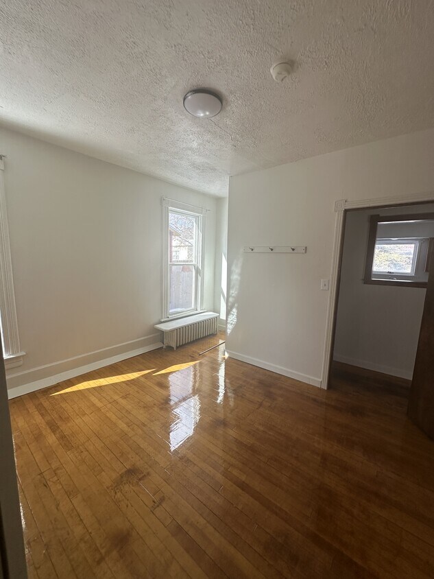 Foto principal - 409 Cedar St