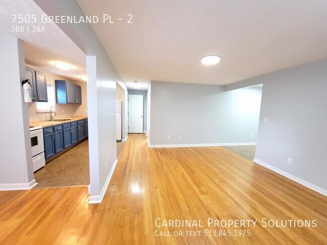 Foto del edificio - NEWLY UPDATED 3BEDROOM APARTMENT!