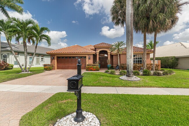 Building Photo - 10599 St Thomas Dr