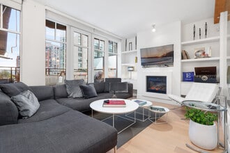 Building Photo - 1275 Hamilton St