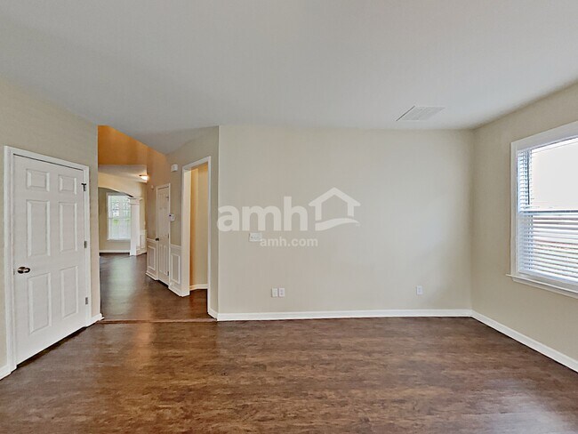 Building Photo - 55 Palisades Dr