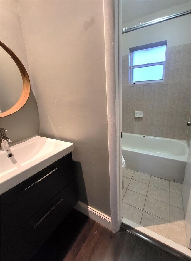 Foto del edificio - 13881 NE 2nd Ct