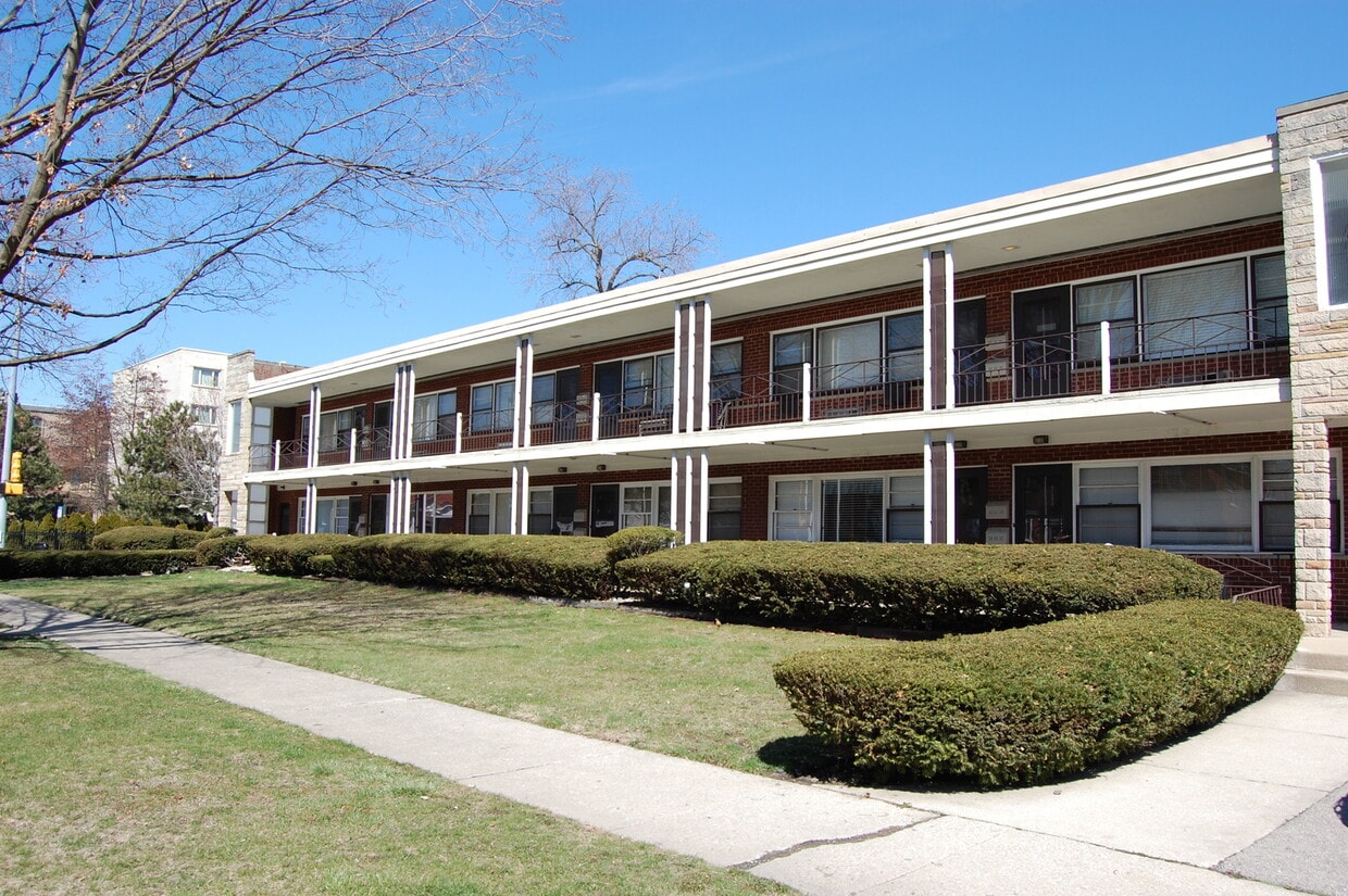 Primary Photo - 1005 N Harlem Ave
