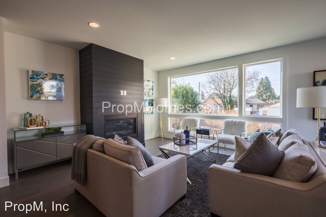 Foto del edificio - 4549 N Williams Ave