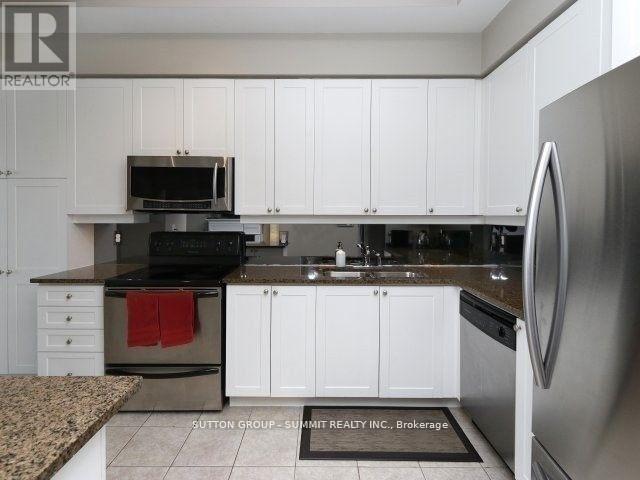 Photo du bâtiment - 33 Elm Dr W