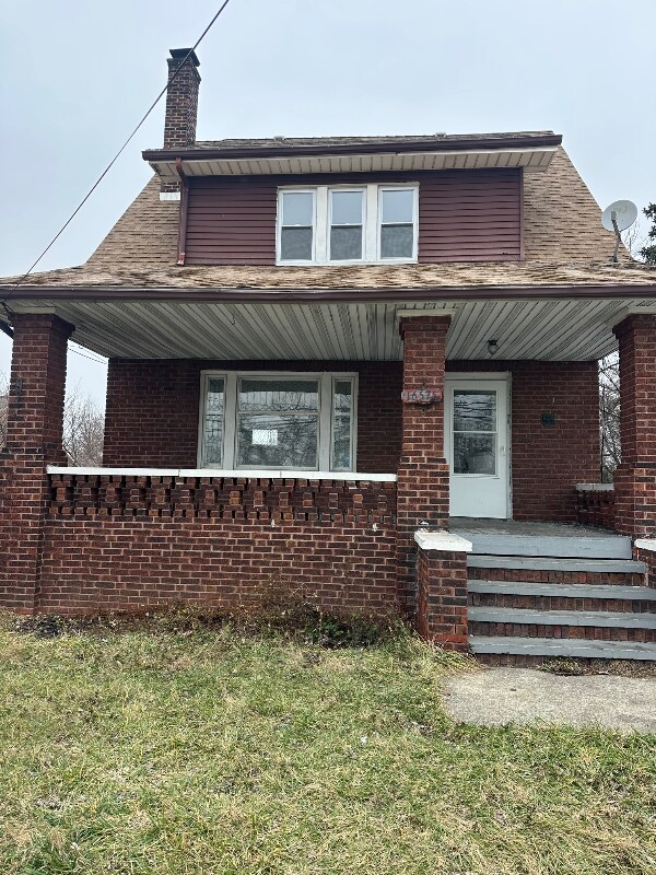 Photo - 16575 Libby Rd (Maple Heights, OH)