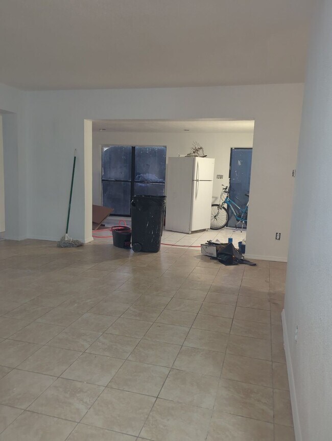 Foto del edificio - 704 E 121st Ave