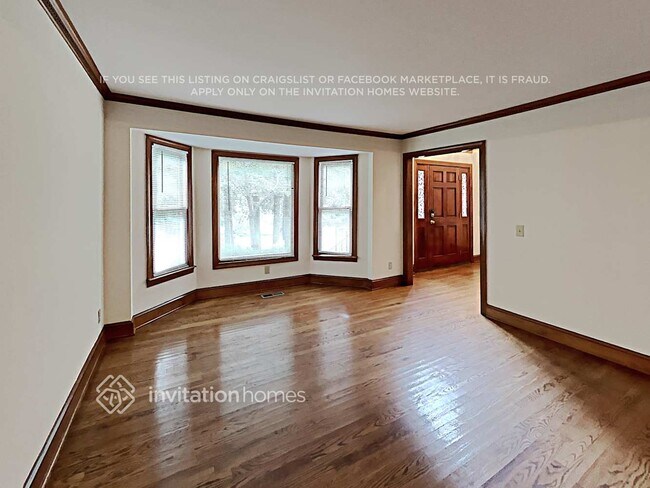 Foto del edificio - 7742 Pickering Dr