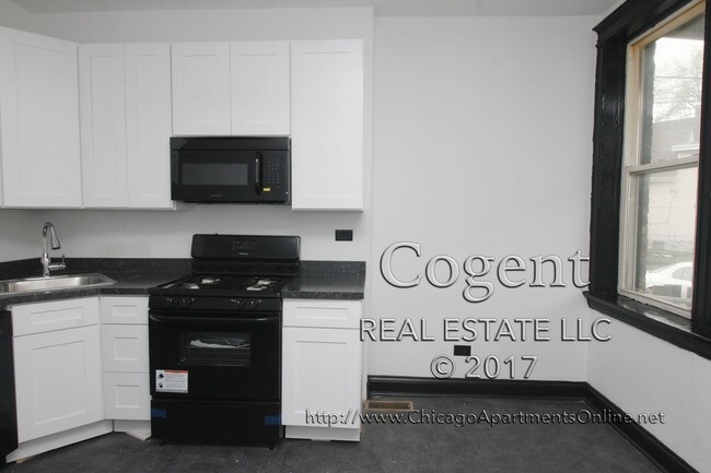 Foto del edificio - 4223 N Elston Ave