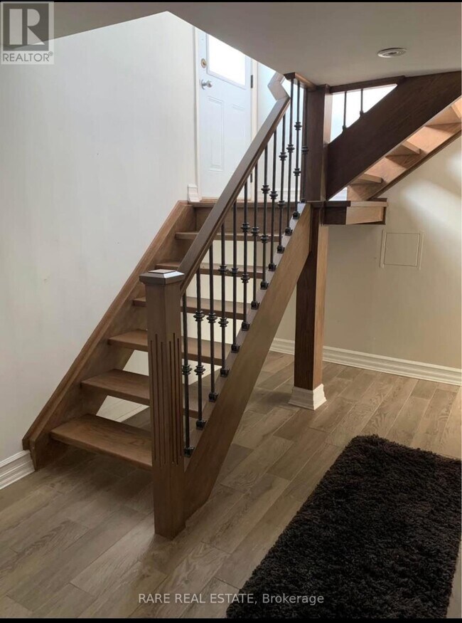 Building Photo - 391 Alper St