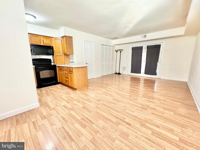 Foto del edificio - 331 N Governors Ave