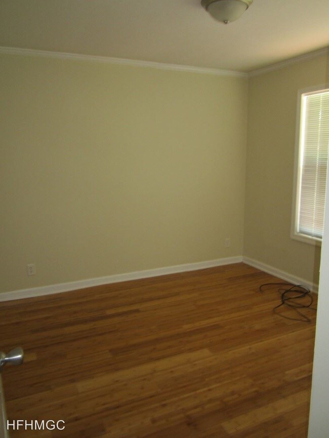 Building Photo - 4 br, 2 bath House - 13713 Briarwood Drive