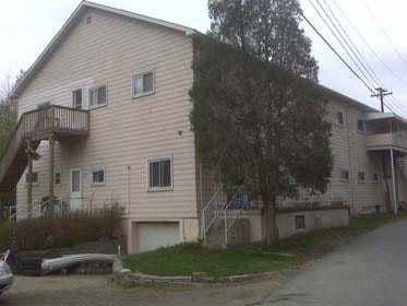 Building Photo - 310 Station St