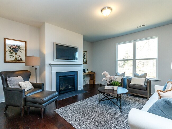 Foto del edificio - 1313 Achonechy Trl