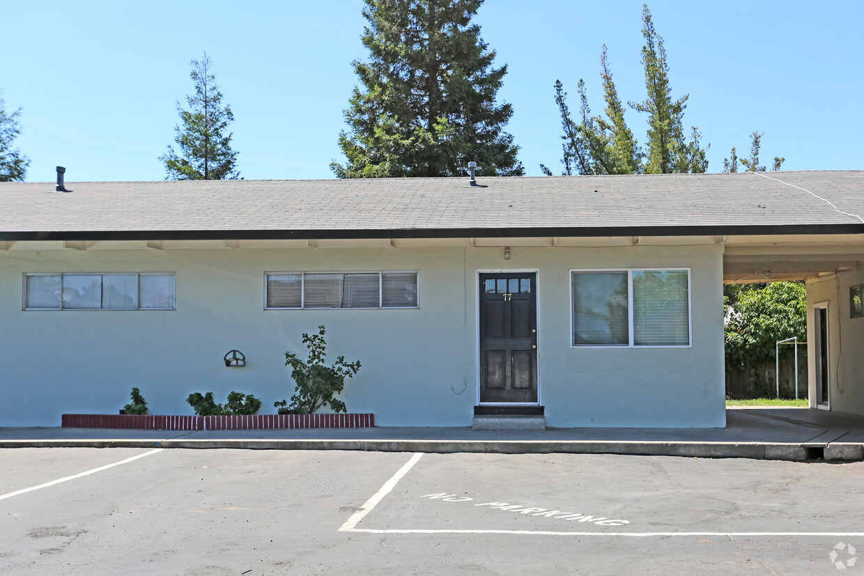 Foto del edificio - Schoolhouse Apartments