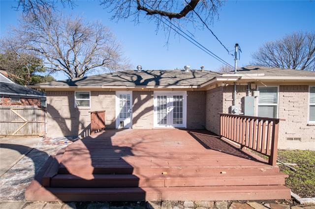 Building Photo - 605 Devonshire Dr