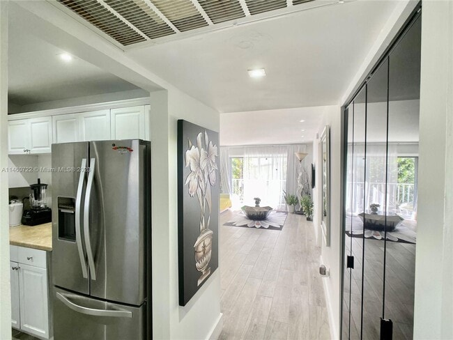 Building Photo - 1025 Alton Rd