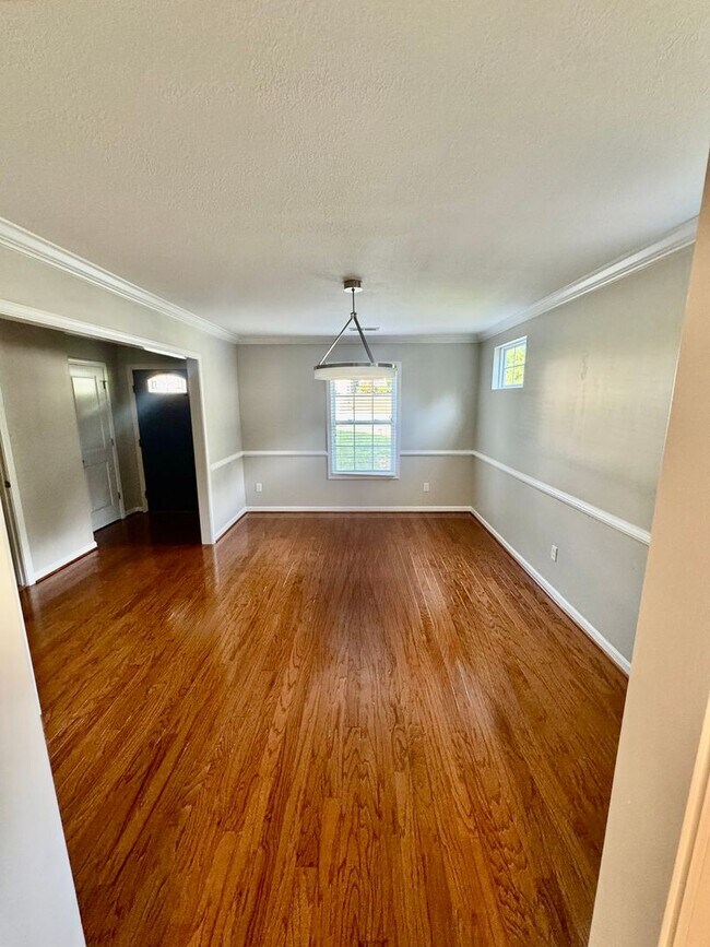 Building Photo - Blythewood home near Ft Jackson & Scout Mo...