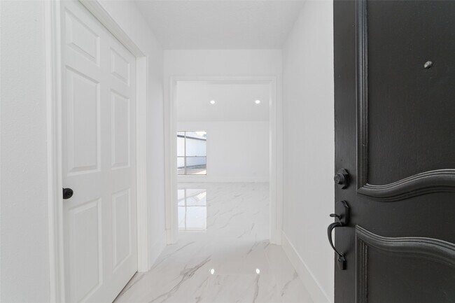 Foto del edificio - 13330 Agarita Ln