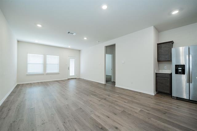 Foto del edificio - 904 Sunrise Ln