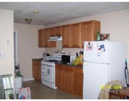 Kitchen - 235 W Main St