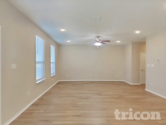 Building Photo - 4327 Spirit Star Dr