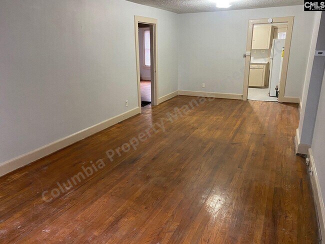 Building Photo - 1417 McArthur Ave