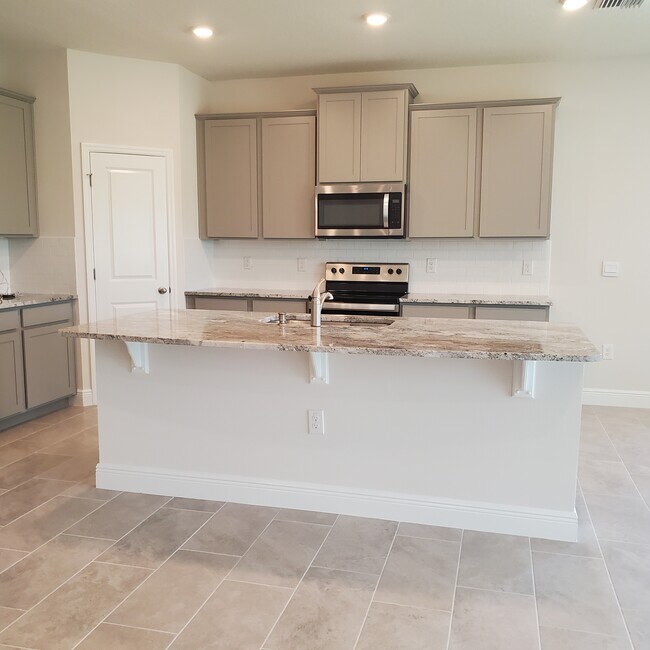 Building Photo - 162 Mangrove Manor Dr