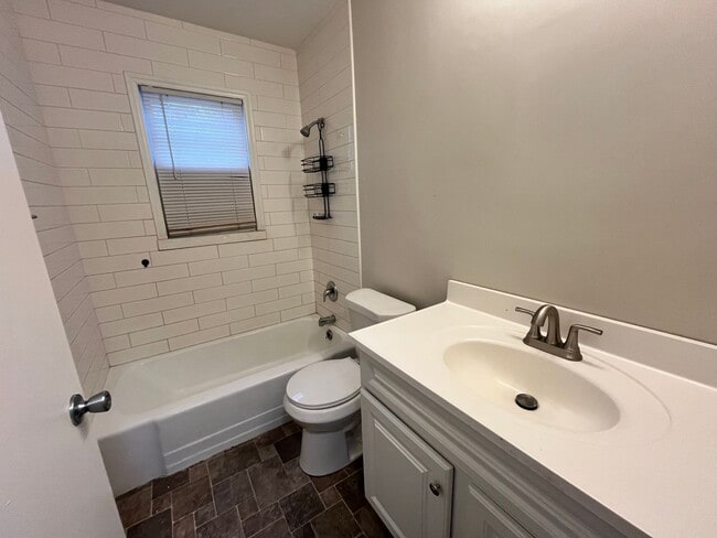 Building Photo - 1 1/2 story corner home