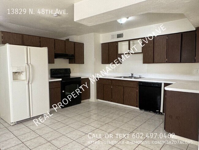 Foto del edificio - Three Bedrooms in Glendale