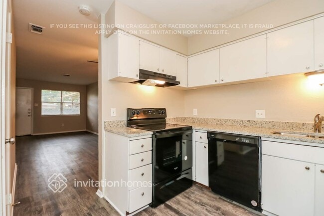 Foto del edificio - 2212 Lavern St