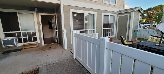 Foto del edificio - Nice 2 bedroom 1 bath in the beautiful Nap...