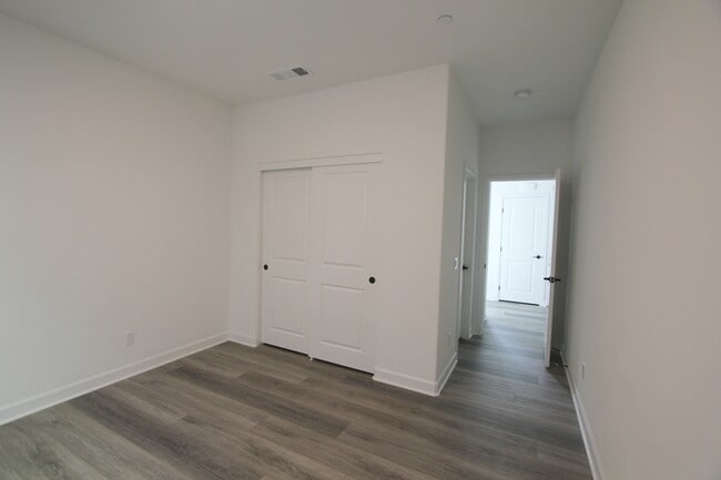 Building Photo - 1455 Carol Lee Ln